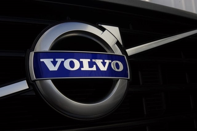 2016 Volvo XC60 T6 R-Design Platinum