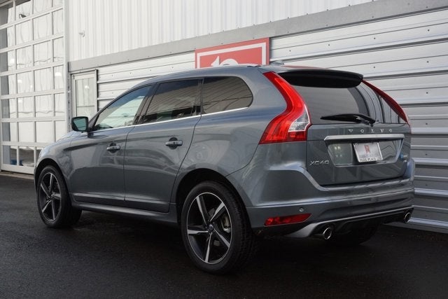2016 Volvo XC60 T6 R-Design Platinum