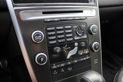2010 Volvo XC60 T6 3.0T R-Design