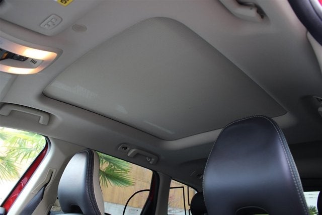 2010 Volvo XC60 T6 3.0T R-Design