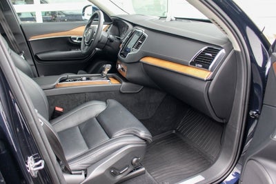 2019 Volvo XC90 Inscription