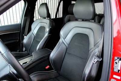 2016 Volvo XC90 Hybrid T8 R-Design