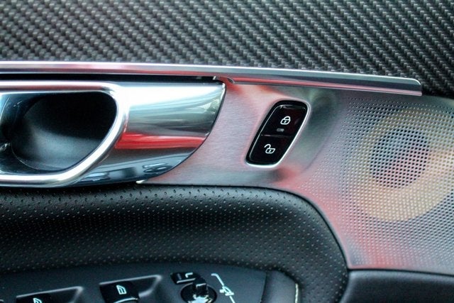 2016 Volvo XC90 Hybrid T8 R-Design