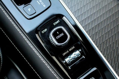 2016 Volvo XC90 Hybrid T8 R-Design