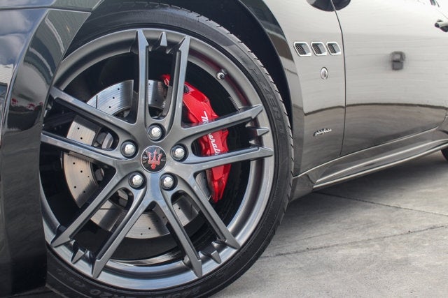 2017 Maserati GranTurismo Sport