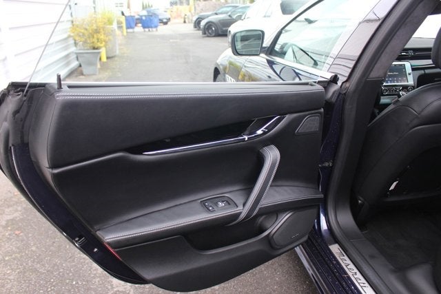 2016 Maserati Quattroporte GTS