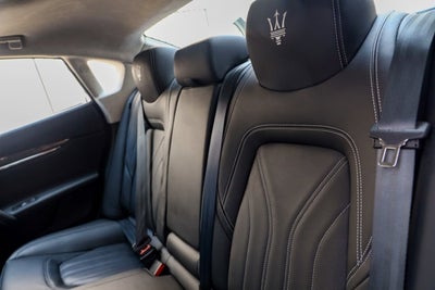 2017 Maserati Quattroporte GTS GranLusso