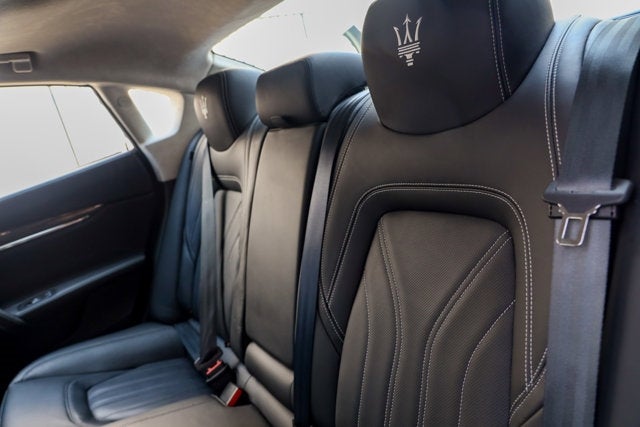 2017 Maserati Quattroporte GTS GranLusso