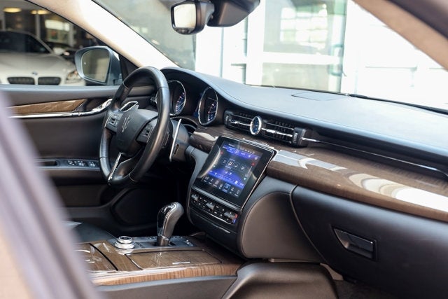 2017 Maserati Quattroporte GTS GranLusso