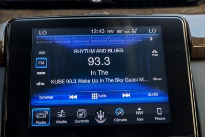 2017 Maserati Quattroporte GTS GranLusso