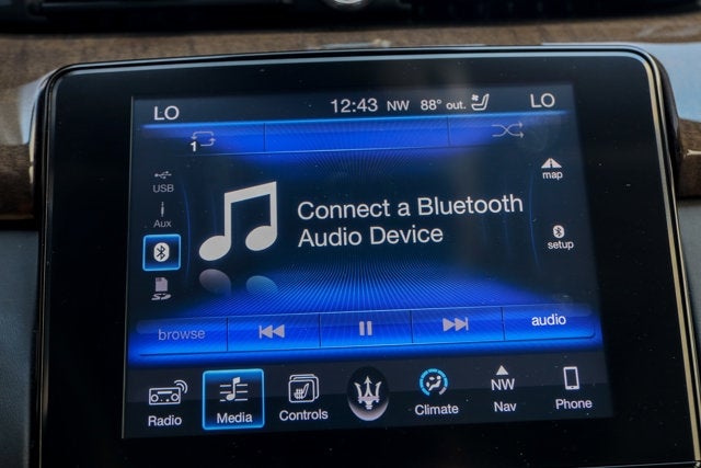 2017 Maserati Quattroporte GTS GranLusso