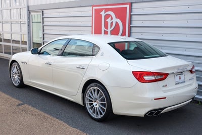 2017 Maserati Quattroporte GTS GranLusso