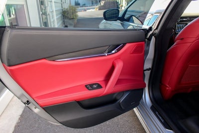 2017 Maserati Quattroporte GTS GranSport