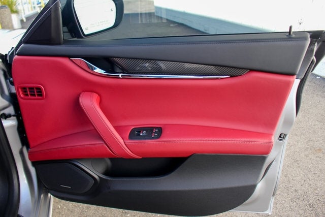 2017 Maserati Quattroporte GTS GranSport