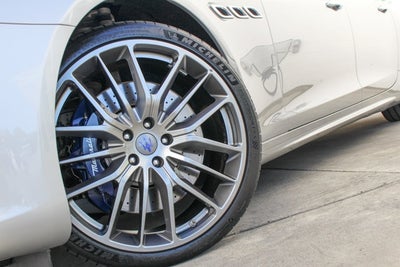 2017 Maserati Quattroporte GTS GranSport