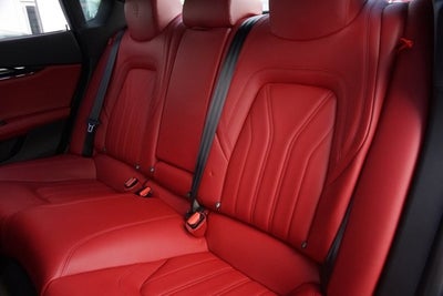 2016 Maserati Quattroporte S