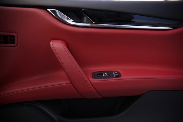 2016 Maserati Quattroporte S