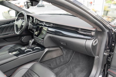 2021 Maserati Quattroporte Trofeo