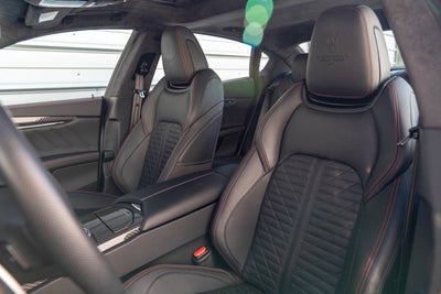 2022 Maserati Quattroporte Trofeo