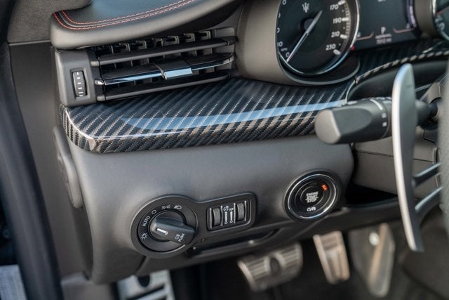 2022 Maserati Quattroporte Trofeo