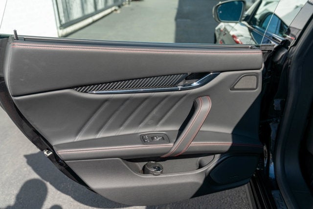 2022 Maserati Quattroporte Trofeo