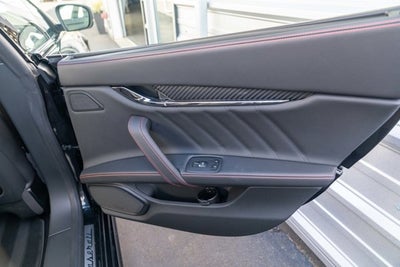 2022 Maserati Quattroporte Trofeo