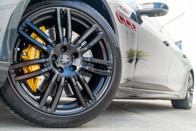 2022 Maserati Quattroporte Trofeo