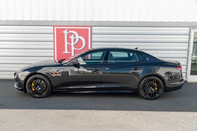 2022 Maserati Quattroporte Trofeo