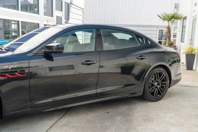 2022 Maserati Quattroporte Trofeo