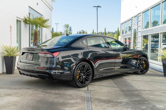2022 Maserati Quattroporte Trofeo