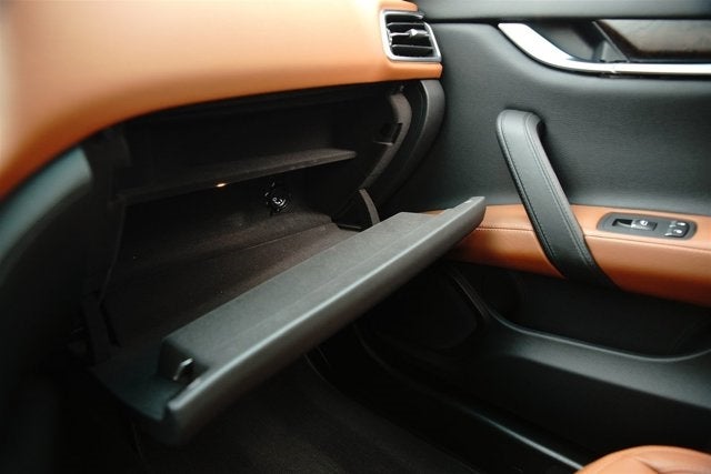 2014 Maserati Ghibli S Q4