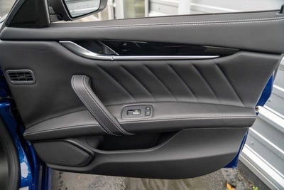 2021 Maserati Ghibli S Q4
