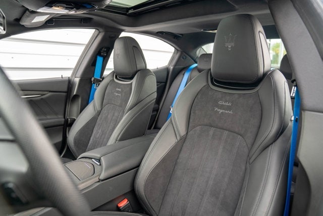 2022 Maserati Ghibli Modena Q4