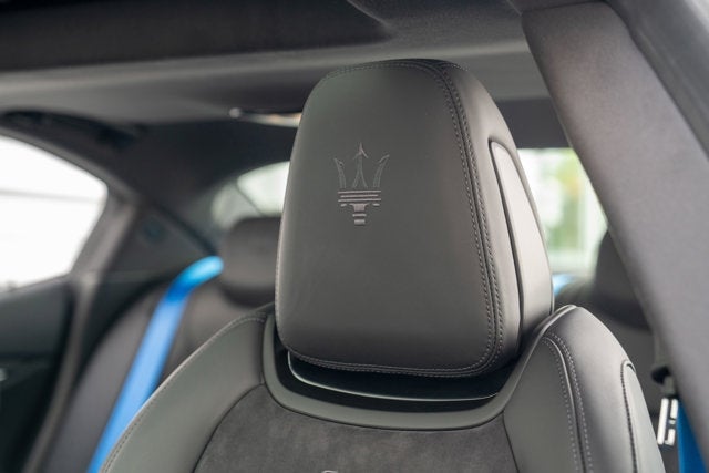 2022 Maserati Ghibli Modena Q4