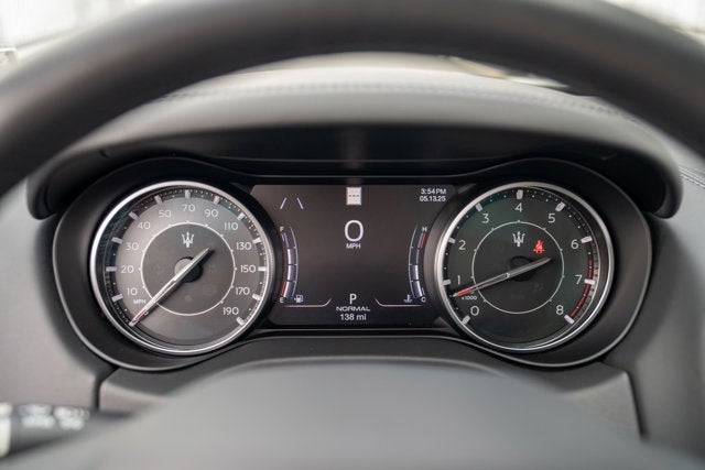 2022 Maserati Ghibli Modena Q4