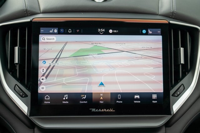 2022 Maserati Ghibli Modena Q4