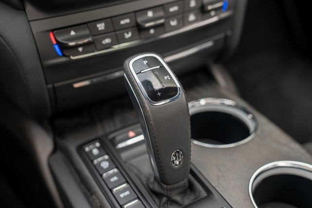 2022 Maserati Ghibli Modena Q4