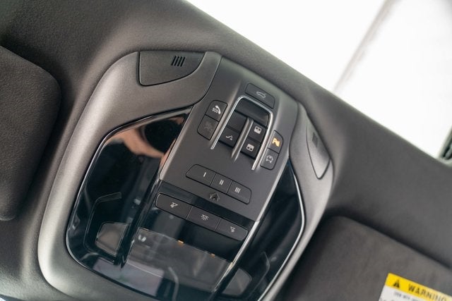 2022 Maserati Ghibli Modena Q4