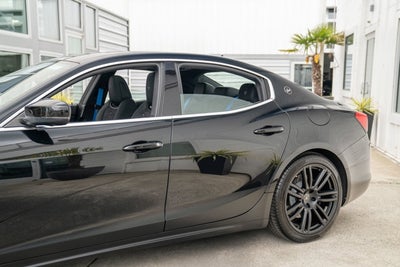 2022 Maserati Ghibli Modena Q4