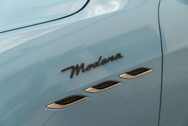 2022 Maserati Ghibli Modena Q4