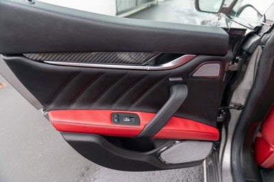 2022 Maserati Ghibli Trofeo