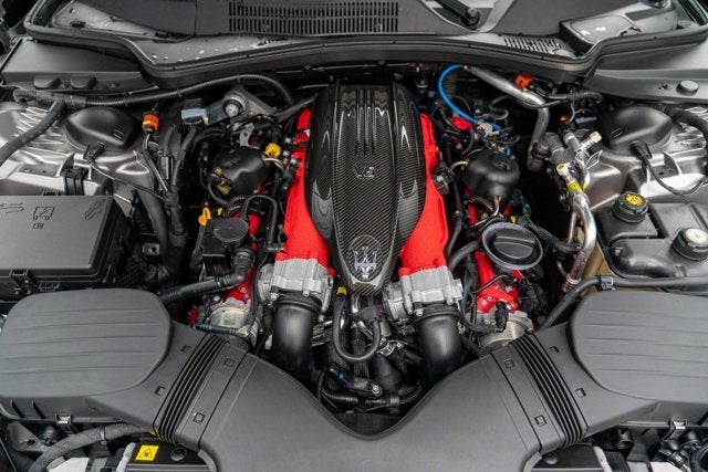 2022 Maserati Ghibli Trofeo