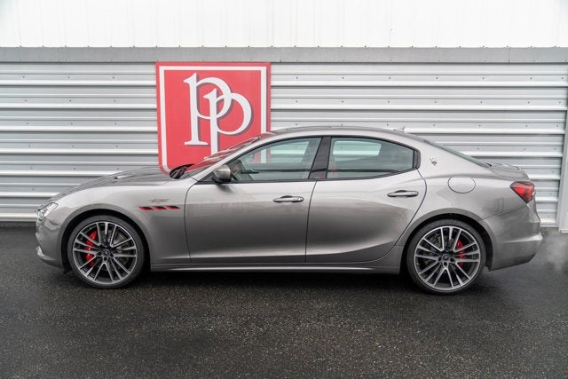 2022 Maserati Ghibli Trofeo