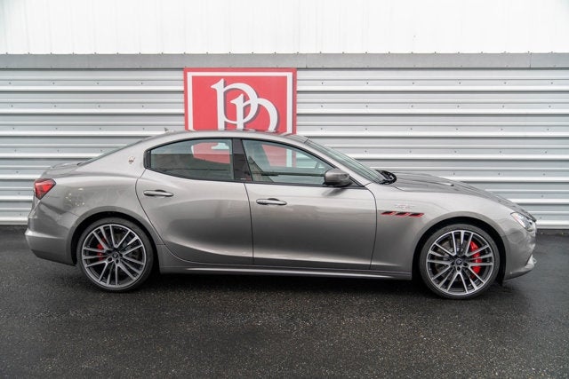 2022 Maserati Ghibli Trofeo