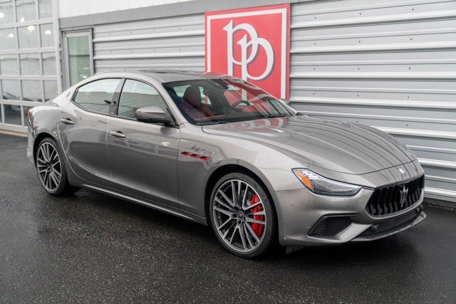 2022 Maserati Ghibli Trofeo