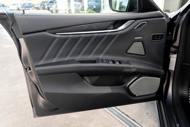 2022 Maserati Ghibli Trofeo