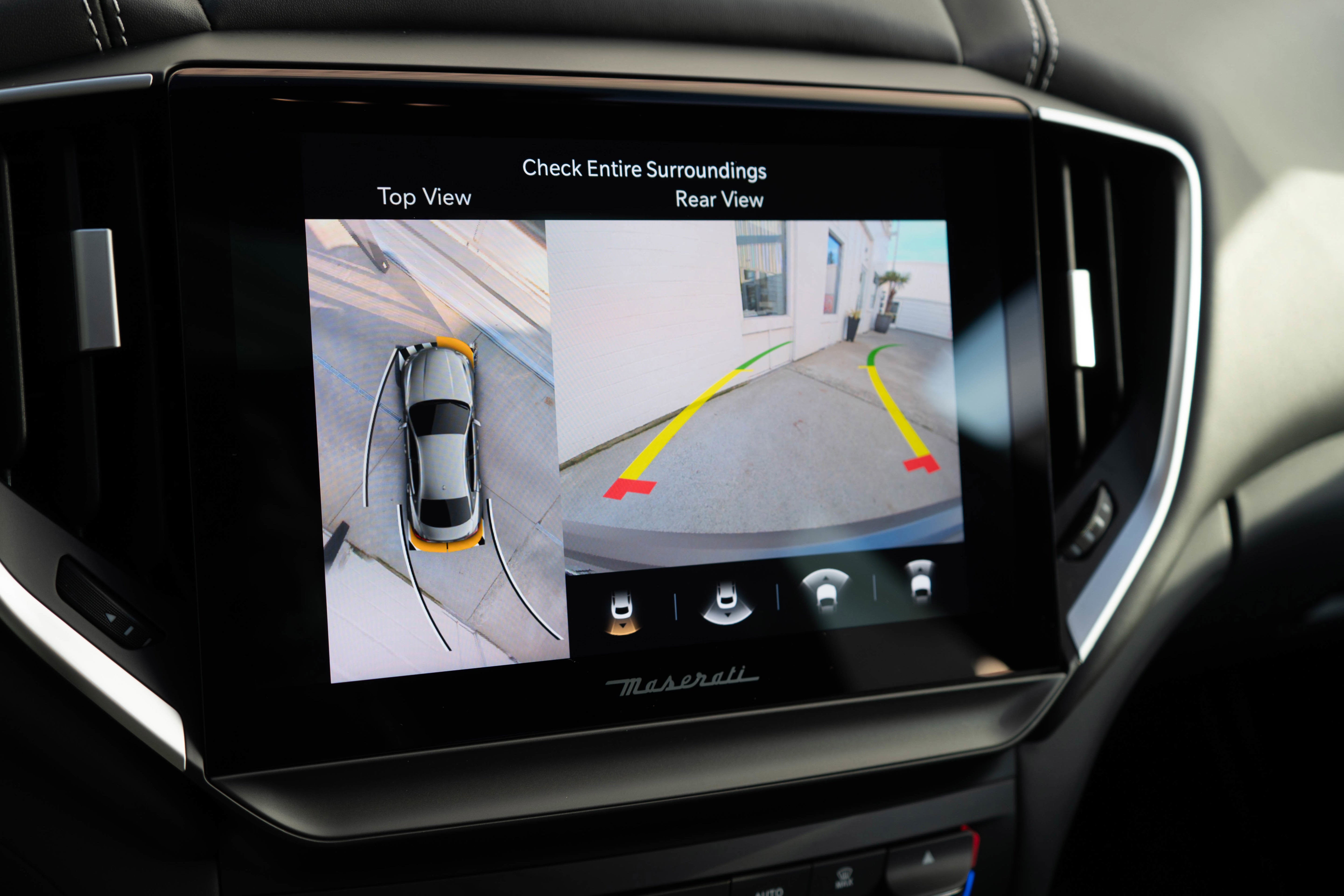 2022 Maserati Ghibli Trofeo