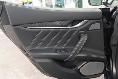 2022 Maserati Ghibli Trofeo