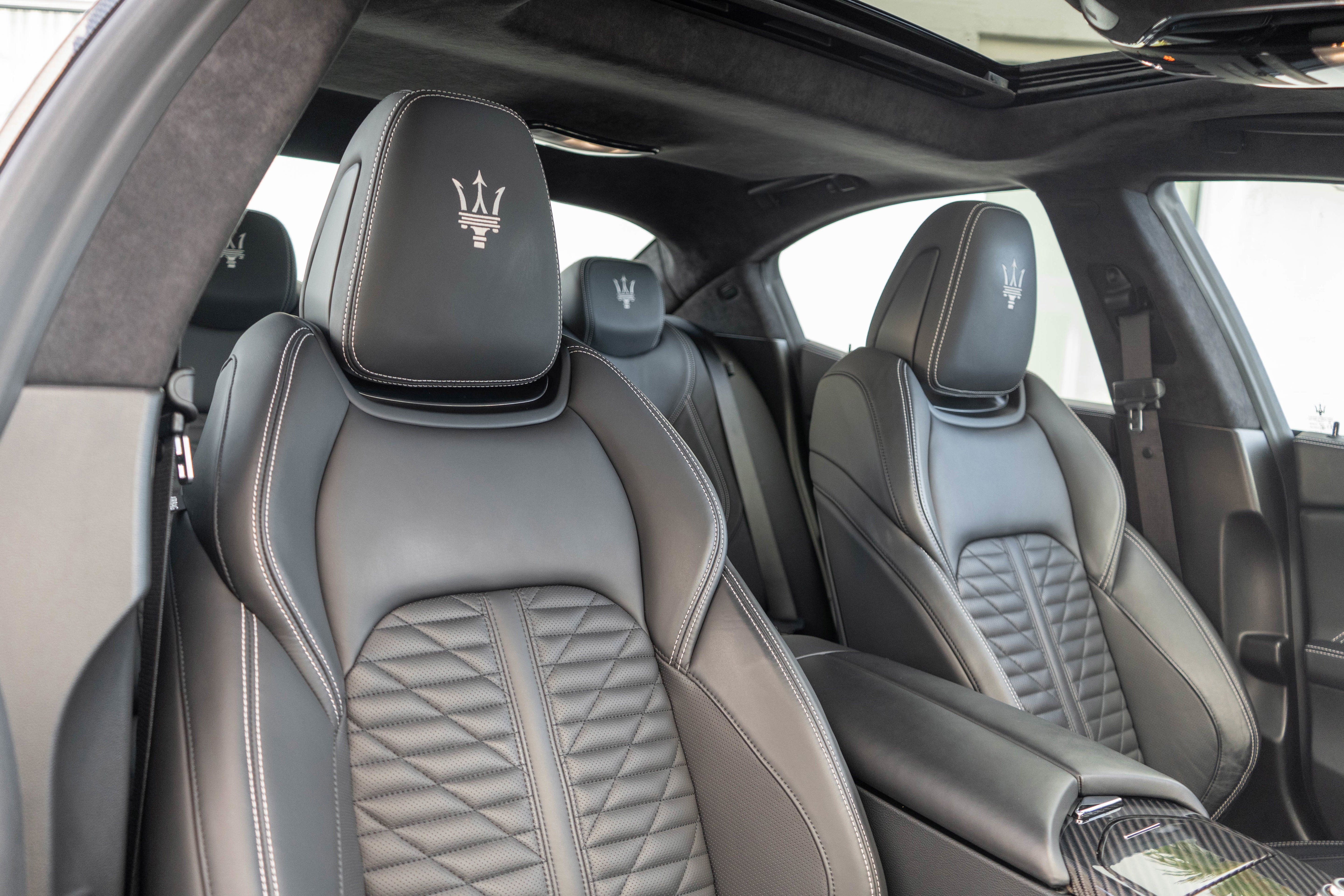 2022 Maserati Ghibli Trofeo