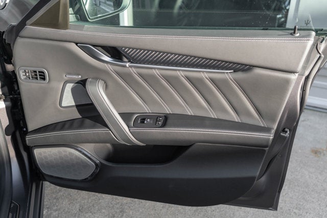 2022 Maserati Ghibli Trofeo